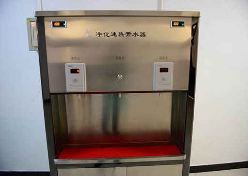 校園直飲水.jpg